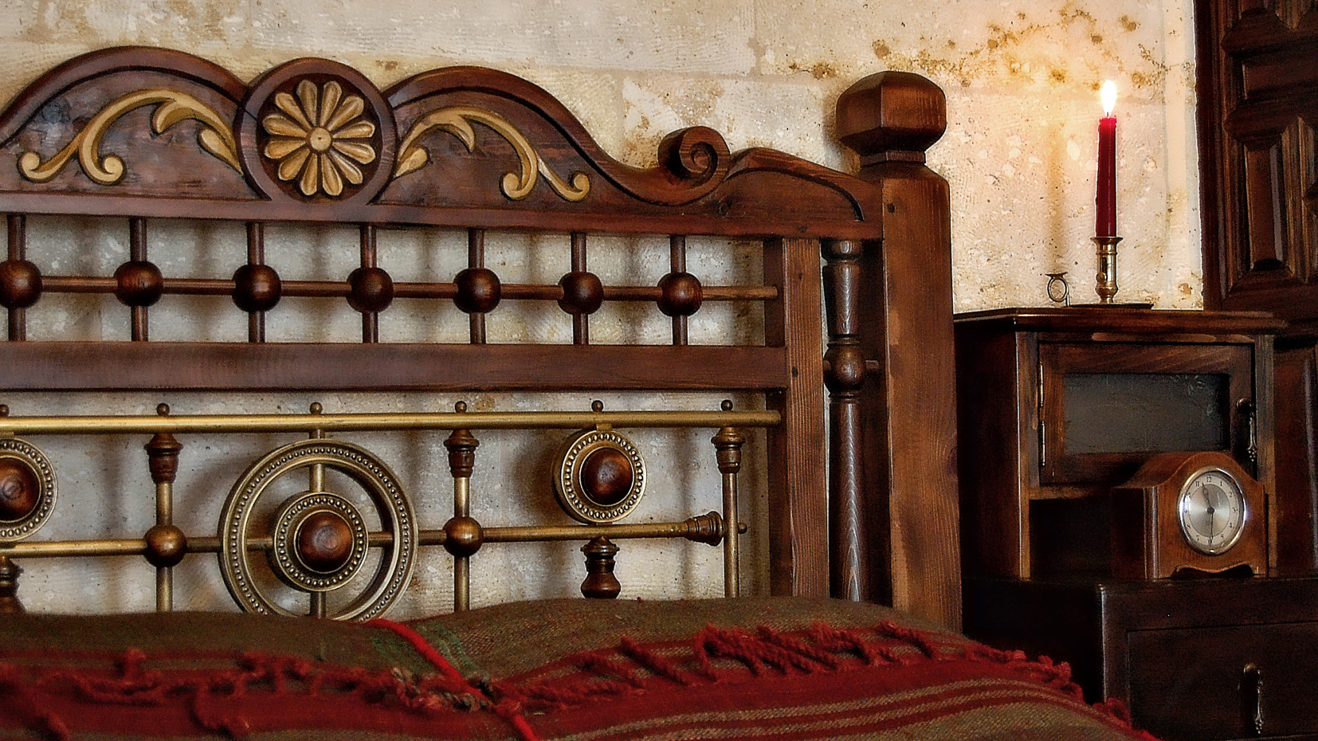 Room of Antique Tiles